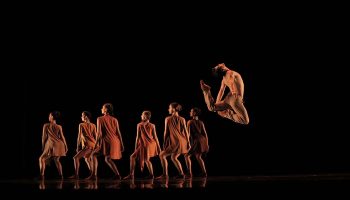 Danse à Nîmes : l’exploration de notre condition humaine - Critique sortie  Nîmes Théâtre de Nîmes
