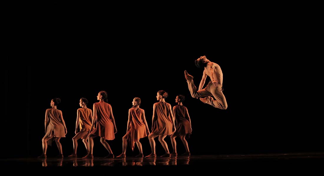Danse à Nîmes : l’exploration de notre condition humaine - Critique sortie  Nîmes Théâtre de Nîmes