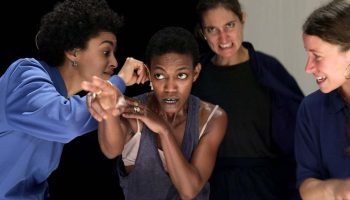 « Elles disent » par Nach : fortes personnalités - Critique sortie  Cergy-Pontoise