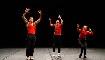« Les Sacres du Printemps » de Xavier Le Roy - Critique sortie Danse Paris Théâtre des Abbesses