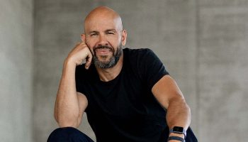 Mourad Merzouki éclaire une impressionnante et dynamique création hip-hop - Critique sortie 