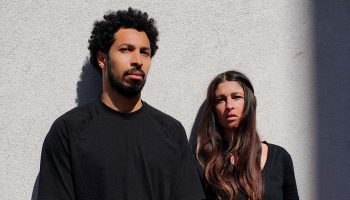 Justine Berthillot et Mosi Espinoza créent en tandem un spectacle total « On ne fait pas de pacte avec les bêtes » - Critique sortie Théâtre Cherbourg-en-Cotentin