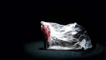 Etienne Saglio dans des « Limbes » d’une grande beauté - Critique sortie Théâtre Paris _THEATRE SILVIA MONFORT