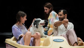 Yuval Rozman signe le texte et la mise en scène d’ « Ahouvi », une histoire d’amour qui s’imprègne de violence - Critique sortie Théâtre Paris Théâtre du Rond-Point