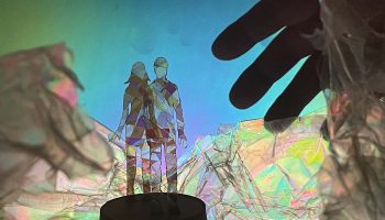 « Antichambre » de la Compagnie STEREOPTIK, fantasmagorie bricolée, dessinée et rétroprojetée sur grand écran - Critique sortie  Cherbourg-en-Cotentin Le Trident - Scène nationale Cherbourg-en-Cotentin