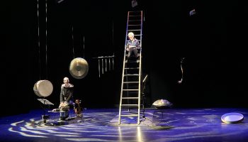 « Islande entre ciel et texte » : Claude Bonin met en scène un périple poétique et musical à la découverte d’une île fascinante - Critique sortie Théâtre