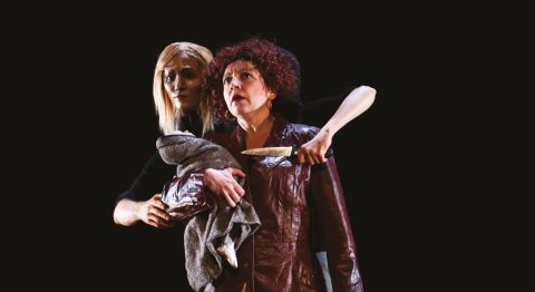 La metteure en scène Paula Giusti présente « Luz » d’après l’autrice argentine Elsa Osorio : une quête des origines, de vérité et de justice - Critique sortie Marionnette Paris Théâtre du Soleil