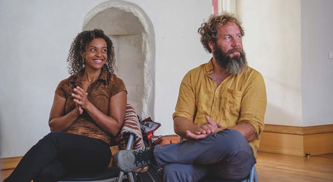 Au-delà de la stabilité, c’est la mobilité qui fait la vie ! Rencontre avec Tatiana-Mosio Bongonga et Jan Naets - Critique sortie  Auch