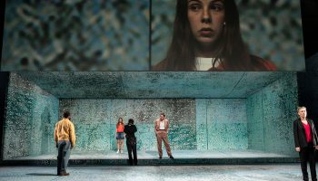 Stanislas Nordey porte à la scène « Le Voyage dans l’Est » de Christine Angot de la plus puissante des façons - Critique sortie Théâtre