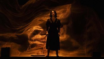 Alexandre Zeff adapte « Que sur toi se lamente le Tigre » d’Emilienne Malfatto - Critique sortie Théâtre Paris Théâtre de la Tempête