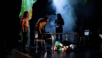 « Zoé » de Julie Timmerman, avec Anne Cressent, Mathieu Desfemmes, Alice Le Strat et Jean-Baptiste Verquin - Critique sortie Théâtre Paris Théâtre de Belleville