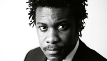 « Fajar » d’Adama Diop  ou l’odyssée de l’homme qui rêvait d’être poète - Critique sortie Théâtre Grenoble MC2 : Grenoble – Scène nationale