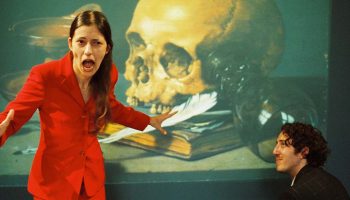 « L’amour de l’art » de Stéphanie Aflalo et Antoine Thollier, interroge notre rapport à l&rsquo;art - Critique sortie Théâtre Paris Théâtre de la Bastille