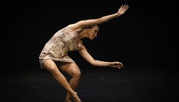 Le Centre Suzanne Dellal de Tel Aviv présente la nouvelle garde israélienne - Critique sortie Danse Paris Théâtre de la Ville-Sarah Bernhardt