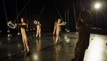 « Un tour en Australie » de la chorégraphe Lucy Guerin - Critique sortie Danse Paris Chaillot Théâtre national de la Danse / CND