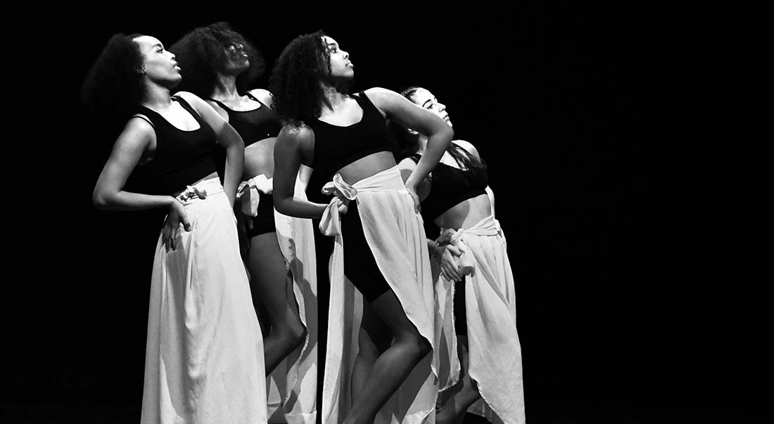« Sur quel pied danser ? », quatrième édition de la biennale de danse du Grand Paris Seine et Oise - Critique sortie Danse Les Mureaux Centre de la Danse Pierre Doussaint