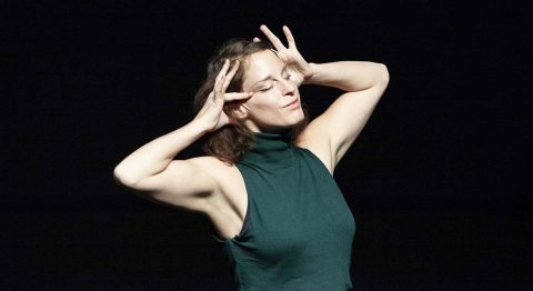 « Le Souper », un étonnant solo à deux voix de Julia Perazzini - Critique sortie Danse Montreuil Théâtre Public de Montreuil