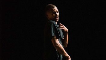« blackmilk » par le danseur et performeur Tiran Willemse - Critique sortie  Lausanne