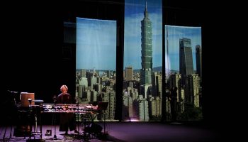 Stefan Kaegi  présente « Ceci n’est pas une ambassade (Made in Taiwan) » - Critique sortie  Lausanne Théâtre Vidy-Lausanne