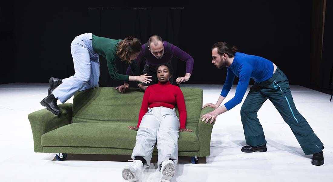 Christophe Rauck crée « Le Rire des singes / Les Pleurs du cerf » avec La Belle Troupe des Amandiers, un texte commandé à Nicolas Girard-Michelotti - Critique sortie Théâtre Nanterre Théâtre Nanterre Amandiers