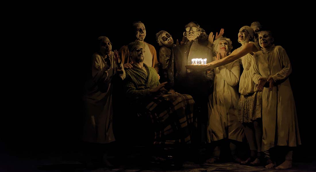 À ne pas manquer, le légendaire « May B » de Maguy Marin au T2G - Critique sortie Danse Gennevilliers T2G – Théâtre de Gennevilliers - Centre dramatique national