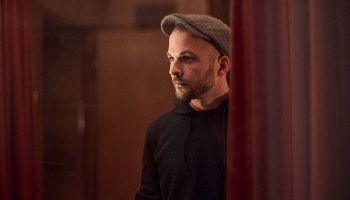 Nils Frahm, un univers planant, entre néoclassique et électronique - Critique sortie Jazz Paris Philharmonie de Paris