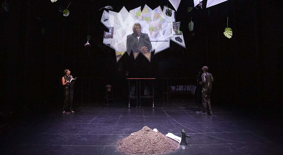 Cédric Djedje présente « Vielleicht » de Ludovic Chazaud et Noémi Michel qui vise à décoloniser le présent - Critique sortie Théâtre Strasbourg Théâtre National de Strasbourg