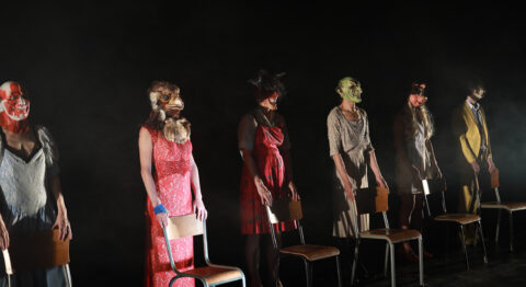 « La Porte d’Ensor » signée Marion Coutris et Serge Noyelle, pièce baroque et plastique envoutante - Critique sortie Théâtre Marseille Théâtre des Calanques