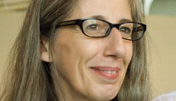 Marie-Christine Soma met en scène « La Septième » d’après Tristan Garcia, avec Pierre-François Garel - Critique sortie Théâtre Gennevilliers T2G - Théâtre de Gennevilliers - CDN