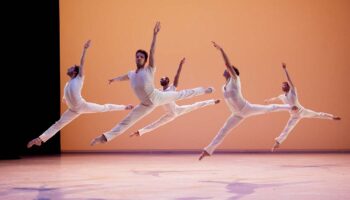 Les excellents Ballets de Monte-Carlo présentent To the Point(e) - Critique sortie Danse Monaco Grimaldi Forum