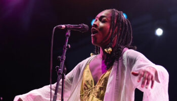 Célia Kameni, chanteuse talentueuse - Critique sortie  Niort Niort Jazz Festival