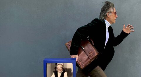 « Grégory » par la Cie By Collectif questionne la mise en récit des événements médiatiques. - Critique sortie Avignon / 2024 Avignon Avignon Off. Le 11. Avignon