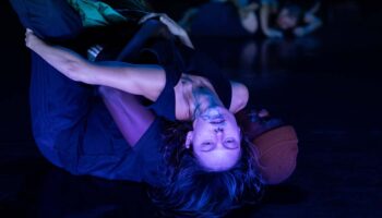 Takemehome de Dimitri Chamblas - Critique sortie Danse Montpellier Théâtre de l’Agora