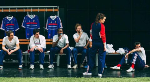 « France » de Natacha Steck reconstitue l’épopée sportive et la communion nationale - Critique sortie Avignon / 2024 Avignon Avignon Off. Présence Pasteur