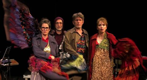 « Prends garde à toi ! », adaptation de Carmen en théâtre musical contemporain - Critique sortie Avignon / 2024 Avignon Avignon Off. Jardin du musée Vouland