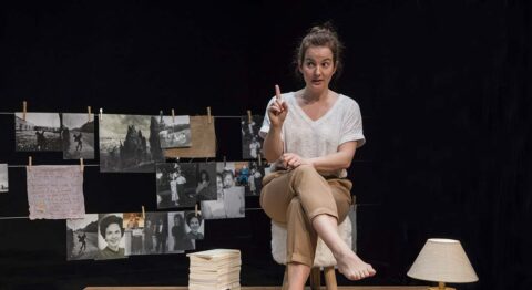 « An Irish story », une autofiction brillante et hilarante de Kelly Rivière - Critique sortie Avignon / 2024 Avignon Avignon Off. La Scala Provence