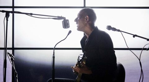 « C’est mort (ou presque) » geste musical et théâtral jubilatoire de Sylvain Maurice et Joachim Latarjet - Critique sortie Avignon / 2024 Avignon Avignon Off. Théâtre du Train Bleu