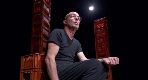 « Discours à la Nation » d’Ascanio Celestini, seul en scène engagé de Jean-Pierre Niobé - Critique sortie Avignon / 2024 Avignon Avignon off. Théâtre Transversal