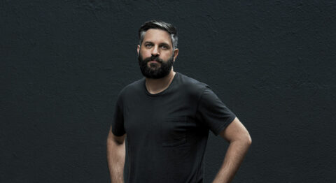 Gabriel Calderón présente « Història d’un senglar (o alguna cosa de Ricard) » d’après  Richard III - Critique sortie Avignon / 2024 Avignon Festival d’Avignon. Théâtre Benoît XII