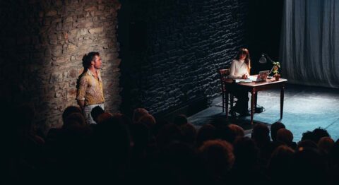 « Je voudrais parler de Duras » parle de la relation incroyable entre Yann Andréa et Marguerite Duras - Critique sortie Avignon / 2024 Avignon Avignon Off. La Manufacture