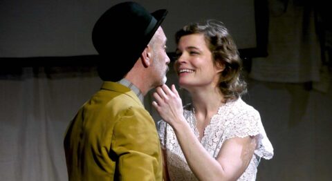 Frédérique Lazarini éclaire brillamment les enjeux de « La Mégère apprivoisée » - Critique sortie Avignon / 2024 Avignon Avignon Off. Le Petit Louvre