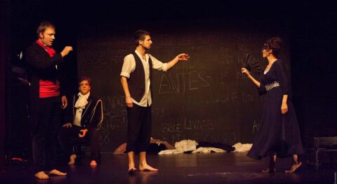 « Le Porteur d’Histoire » d’Alexis Michalik, le succès continue - Critique sortie Avignon / 2024 Avignon Avignon Off. Théâtre du Chêne Noir