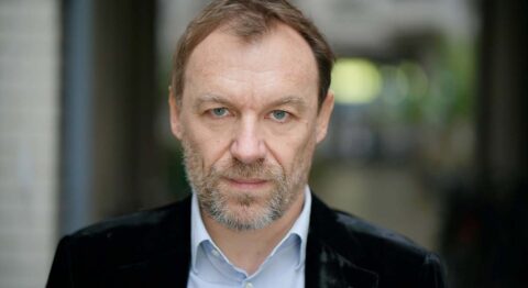 Alice Faure présente « Lettres à Anne », la correspondance amoureuse de  François Mitterrand à Anne Pingeot. - Critique sortie Avignon / 2024 Avignon Avignon off. Théâtre Transversal