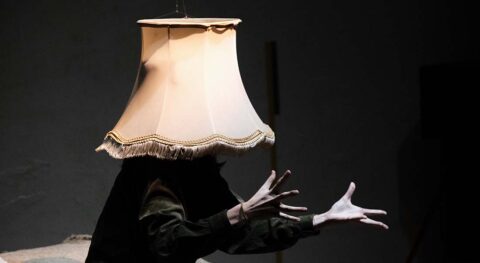 « Sans faire de bruit » de Tal Reuveny et Louve Reiniche-Larroche dans le cadre du Festival Imago - Critique sortie Théâtre Etampes Avignon Off. Théâtre du Train Bleu