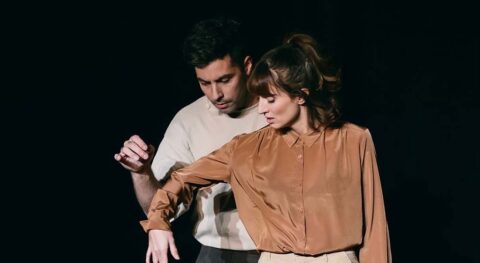 « Sur un fil », chorégraphie de Claire et Antho - Critique sortie Avignon / 2024 Avignon Avignon Off. Théâtre Golovine