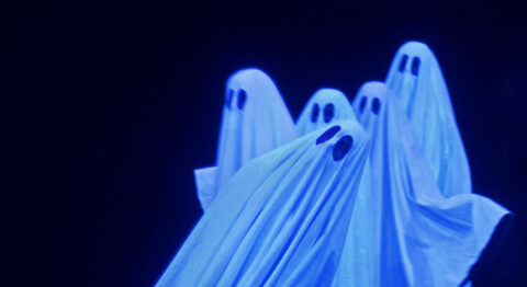 « Pillowgraphie » de la Cie BaZooKa, spectacle enchanteur - Critique sortie Avignon / 2024 Avignon La Scierie