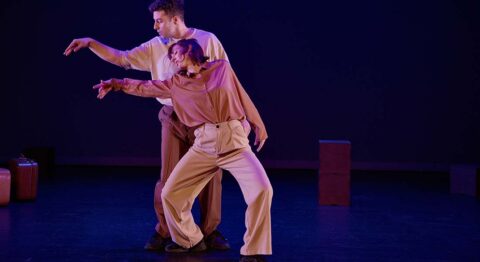 « Sur un fil » de la Cie Claire et Antho, un grand bain d’émotions - Critique sortie Avignon / 2024 Avignon Théâtre Golovine