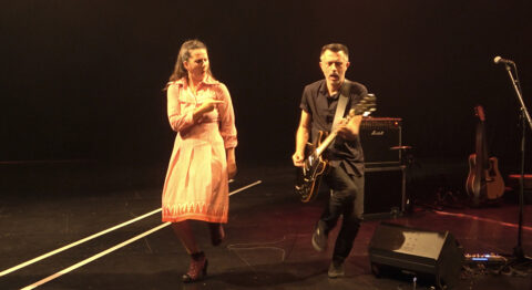 « Lopez & Lopez » de la Cie Les gens du quai, un délicieux concert chorégraphique - Critique sortie Avignon / 2024 Avignon La Scierie