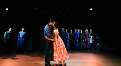 « Roméo et Juliette », mis en scène par Alain Timár : l’ailleurs coréen confronté à Shakespeare - Critique sortie Avignon / 2024 Avignon Avignon Off. Théâtre des Halles