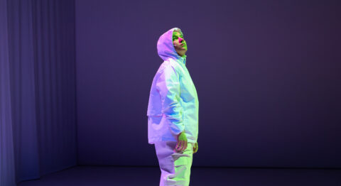 “Wireless people” par Greta Fjellman & Maïa Blondeau : performer les réseaux sociaux pour un public de théâtre - Critique sortie Avignon / 2024 Avignon Théâtre des Doms